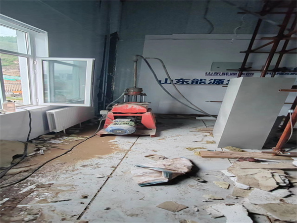 石狮地基基础下沉墙体裂缝加固注浆顶升施工